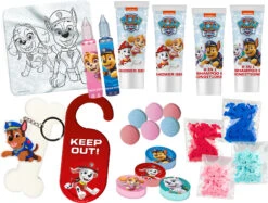 Alternative view of PAW Patrol Beauty Calendar 'Holiday Heroes'